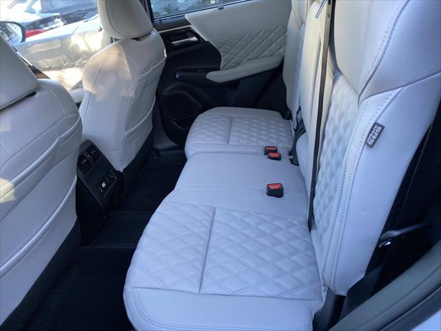 2025 Mitsubishi Outlander PHEV SEL S-AWC