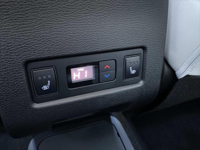 2025 Mitsubishi Outlander PHEV SEL S-AWC