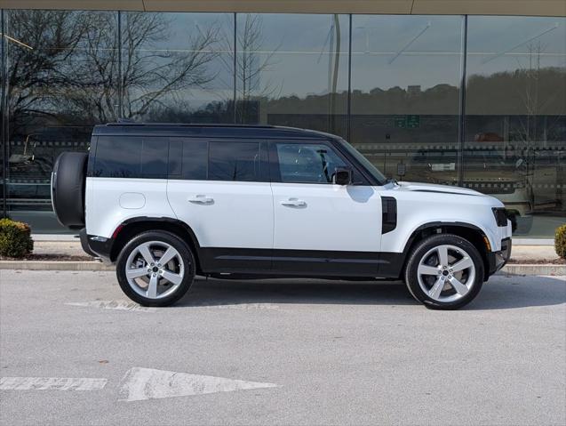 2026 Land Rover Defender P400 X-Dynamic SE