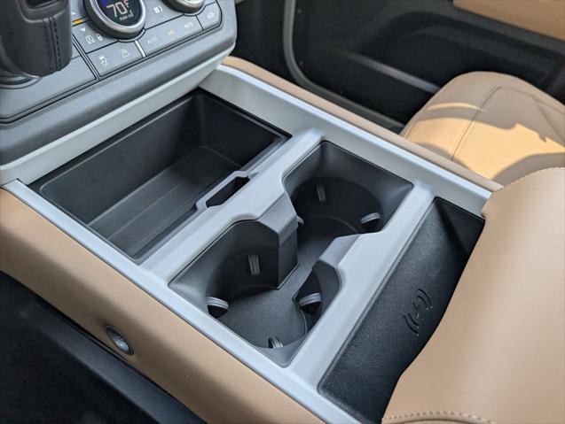 2026 Land Rover Defender P400 X-Dynamic SE