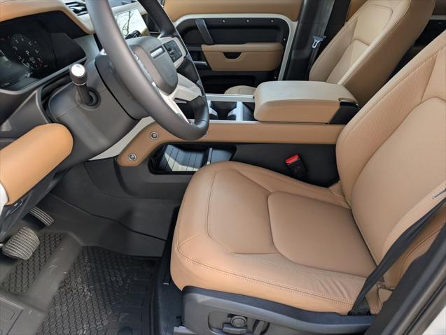 2026 Land Rover Defender P400 X-Dynamic SE