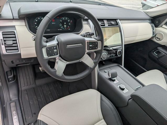 2026 Land Rover Discovery Dynamic SE