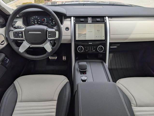 2026 Land Rover Discovery Dynamic SE