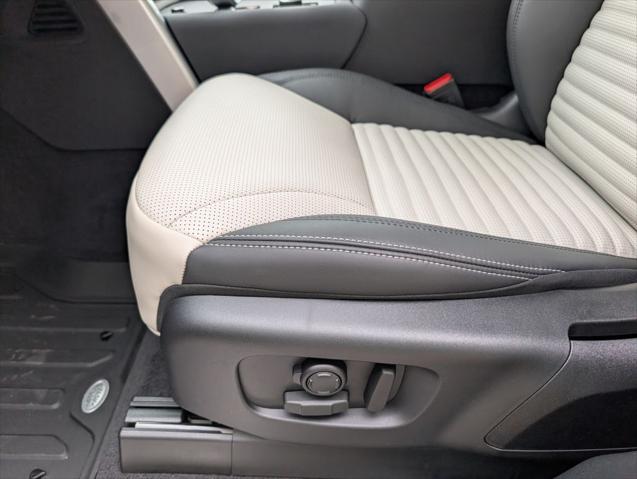 2026 Land Rover Discovery Dynamic SE