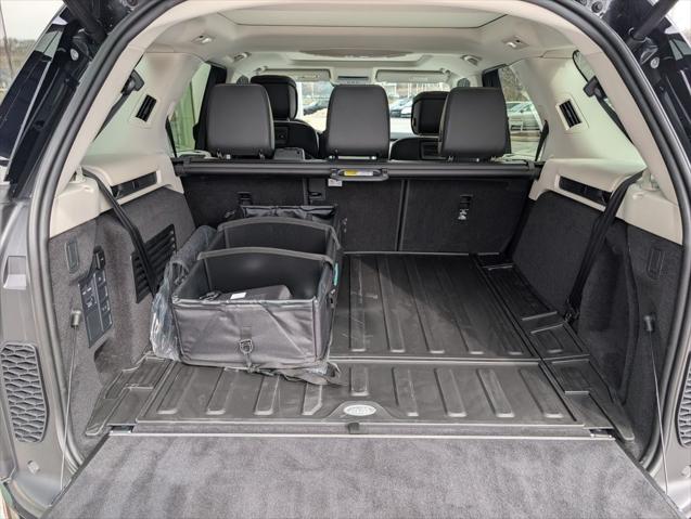 2026 Land Rover Discovery Dynamic SE