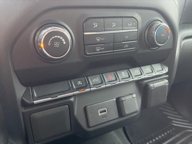 2020 Chevrolet Silverado 1500 2WD Crew Cab Short Bed Custom