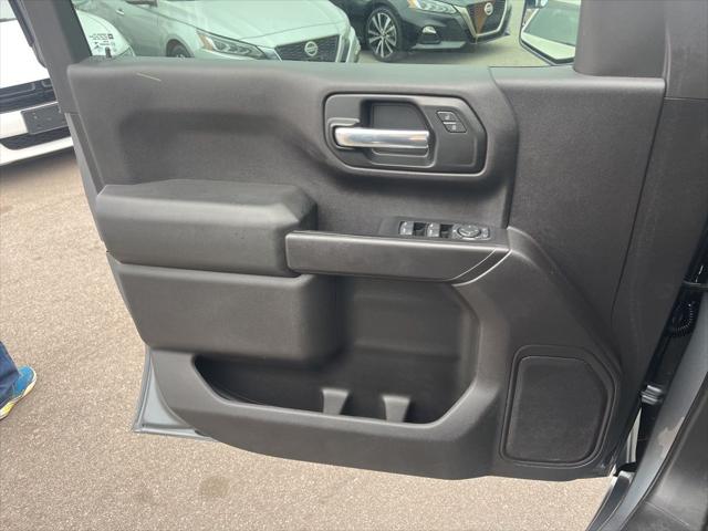 2020 Chevrolet Silverado 1500 2WD Crew Cab Short Bed Custom