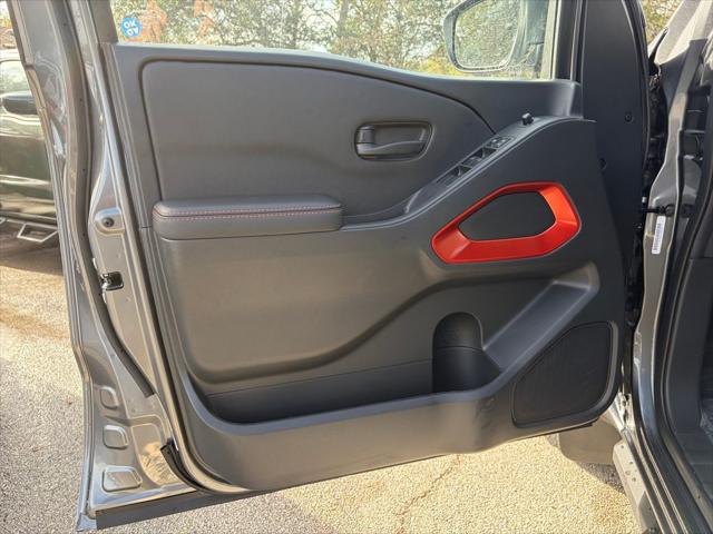 2026 Nissan Frontier Crew Cab PRO-X 4x2