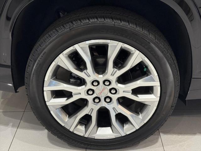 2026 GMC Acadia Denali AWD
