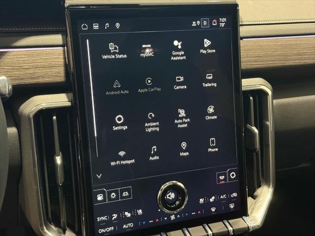 2026 GMC Acadia Denali AWD