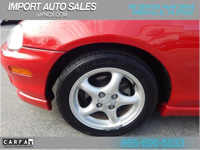 1999 Mazda MX-5 Base 2dr Convertible