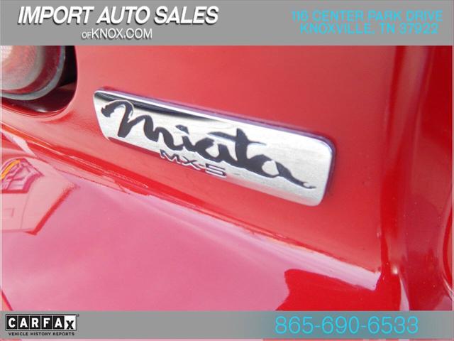 1999 Mazda MX-5 Base 2dr Convertible