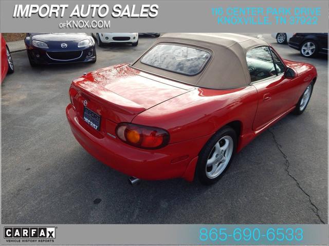 1999 Mazda MX-5 Base 2dr Convertible