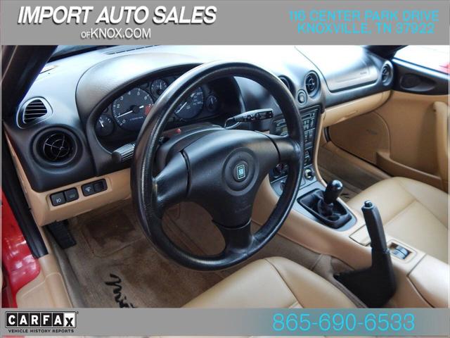 1999 Mazda MX-5 Base 2dr Convertible
