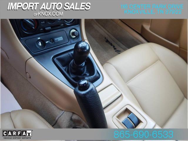 1999 Mazda MX-5 Base 2dr Convertible