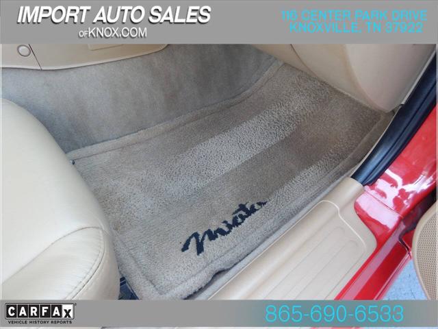 1999 Mazda MX-5 Base 2dr Convertible