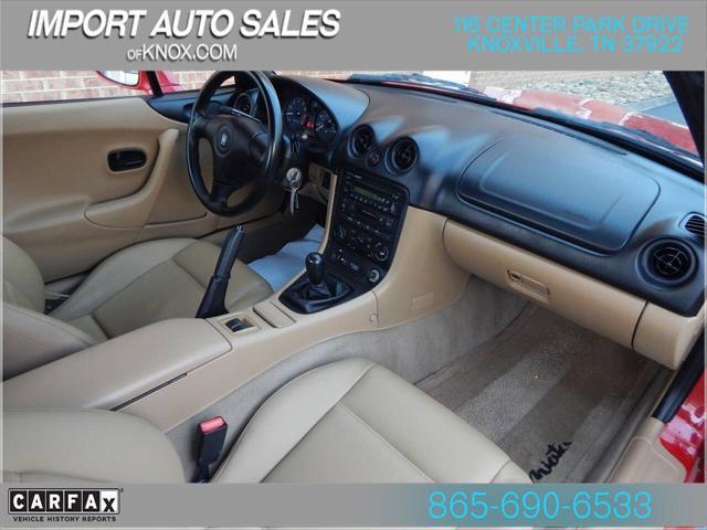 1999 Mazda MX-5 Base 2dr Convertible