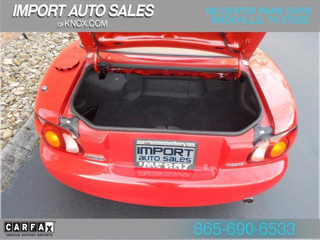 1999 Mazda MX-5 Base 2dr Convertible