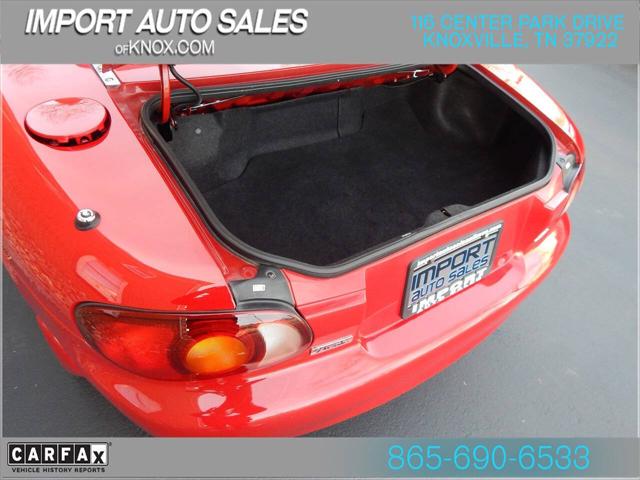 1999 Mazda MX-5 Base 2dr Convertible