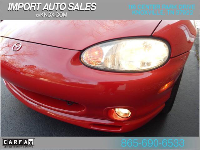 1999 Mazda MX-5 Base 2dr Convertible