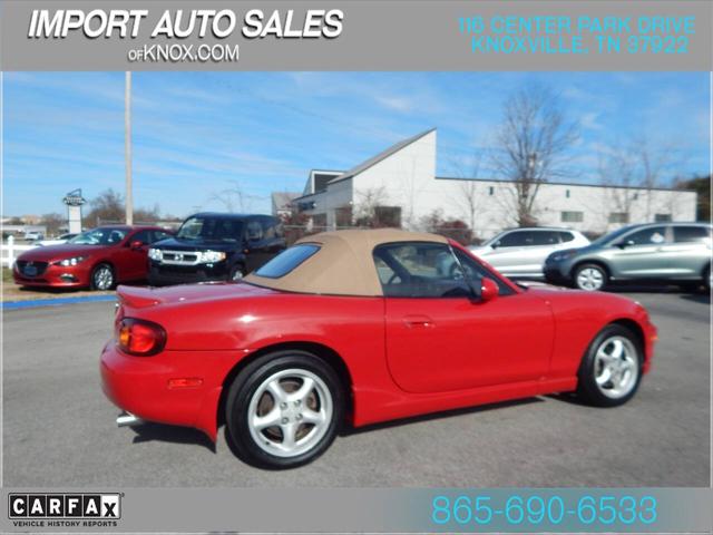 1999 Mazda MX-5 Base 2dr Convertible