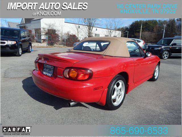1999 Mazda MX-5 Base 2dr Convertible