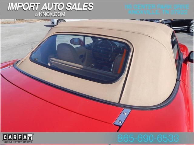 1999 Mazda MX-5 Base 2dr Convertible