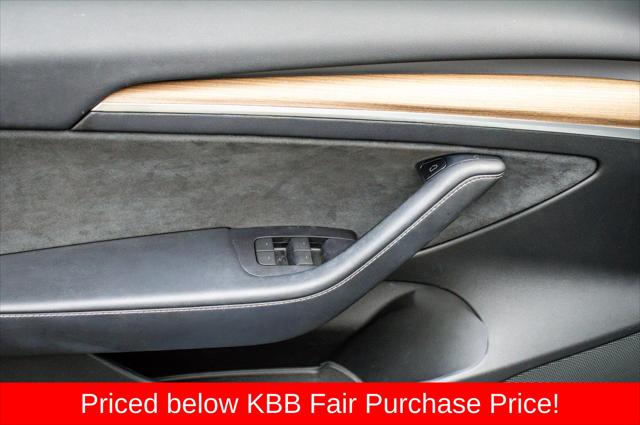 2022 Tesla Model 3 Long Range Dual Motor All-Wheel Drive