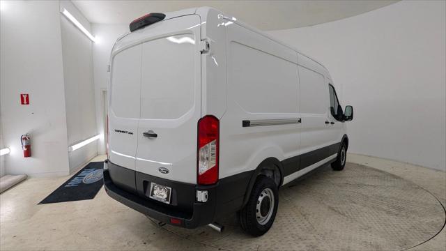 2026 Ford Transit Cargo Van T-250 148" Med Rf 9150 GVWR RWD