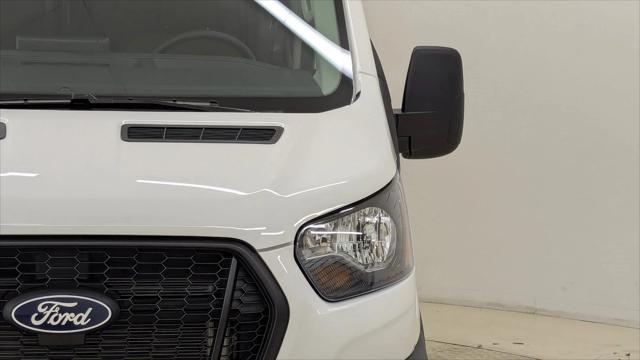 2026 Ford Transit Cargo Van T-250 148" Med Rf 9150 GVWR RWD
