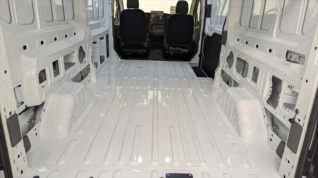 2026 Ford Transit Cargo Van T-250 148" Med Rf 9150 GVWR RWD
