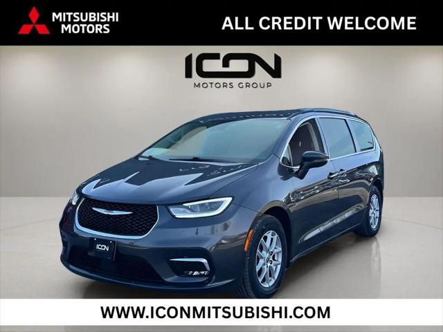 2022 Chrysler Pacifica Touring L for sale in Framingham, MA