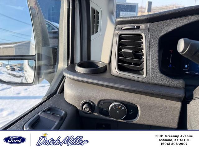 2026 Ford Transit Cargo Van Base