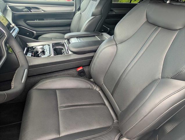 2026 Jeep Grand Wagoneer 4x4