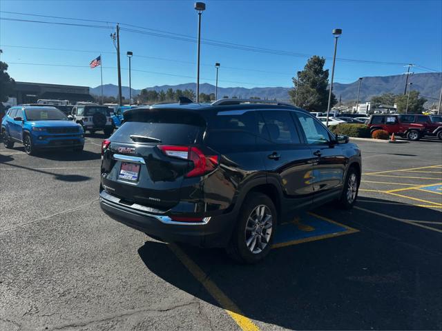 2024 GMC Terrain AWD SLT