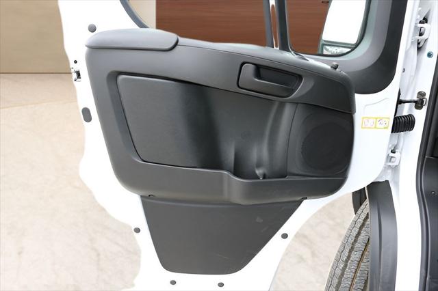 2026 Ram ProMaster Cargo Van Tradesman Low Roof 118" WB w/Pass Seat