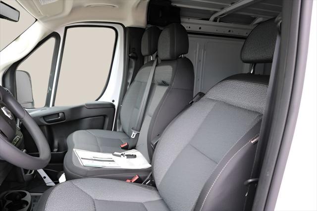 2026 Ram ProMaster Cargo Van Tradesman Low Roof 118" WB w/Pass Seat