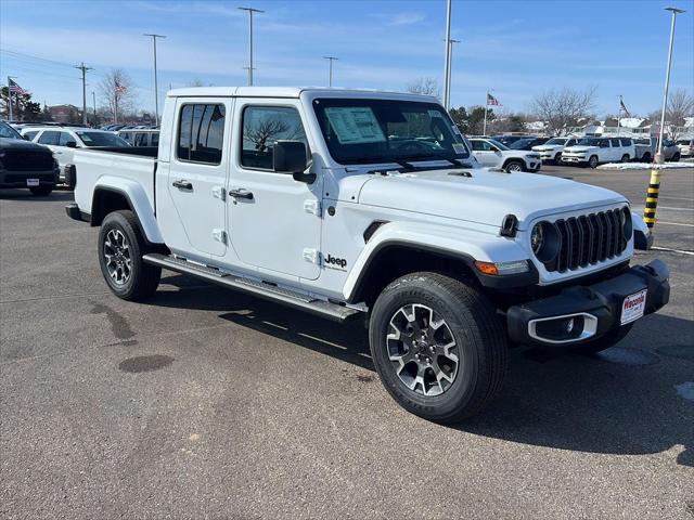 2026 Jeep Gladiator GLADIATOR SAHARA 4X4
