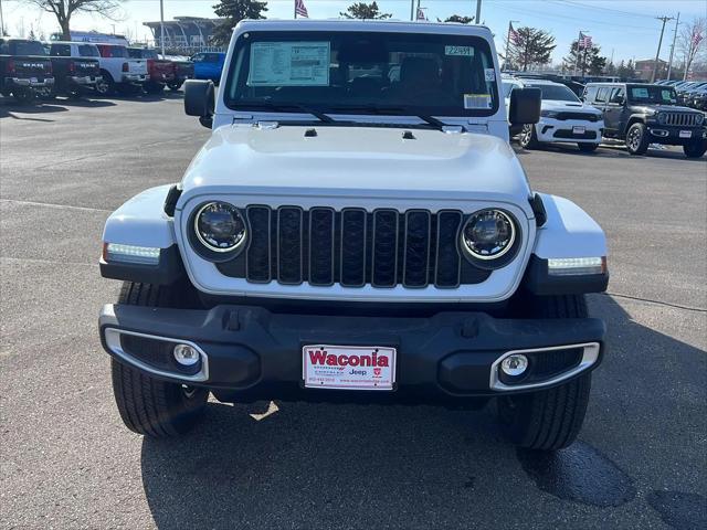 2026 Jeep Gladiator GLADIATOR SAHARA 4X4
