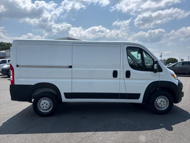 2026 RAM ProMaster 2500 RAM PROMASTER 2500 TRADESMAN CARGO VAN LOW ROOF 136 WB