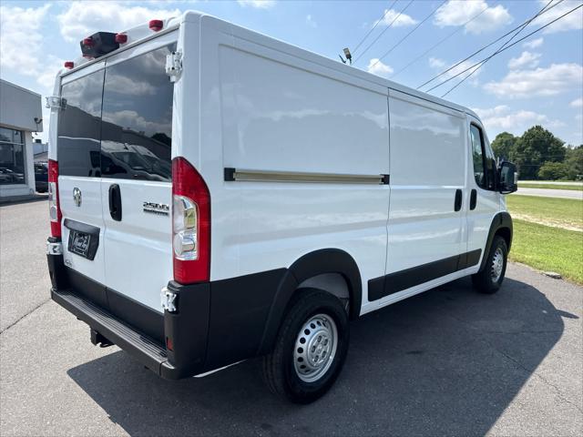 2026 RAM ProMaster 2500 RAM PROMASTER 2500 TRADESMAN CARGO VAN LOW ROOF 136 WB
