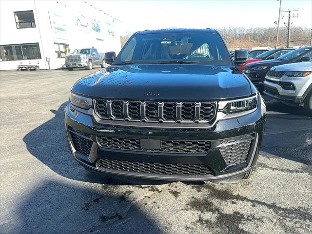2026 Jeep Grand Cherokee GRAND CHEROKEE LAREDO ALTITUDE 4X4 2026 Jeep Grand Cherokee GRAND CHEROKEE LAREDO ALTITUDE 4X4