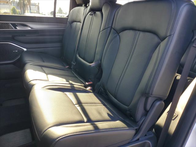 2026 Jeep Grand Wagoneer Limited Altitude 4x4