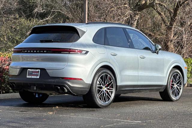 2024 Porsche Cayenne S