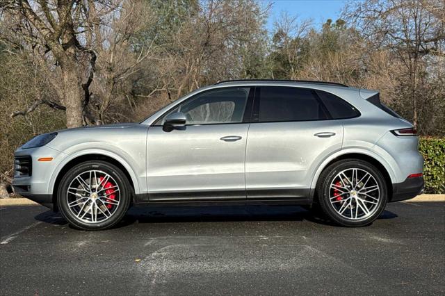 2024 Porsche Cayenne S
