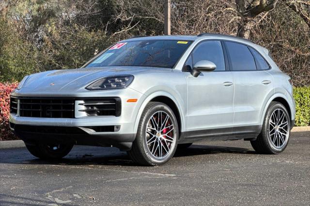 2024 Porsche Cayenne S