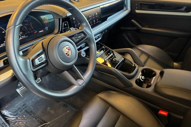 2024 Porsche Cayenne S