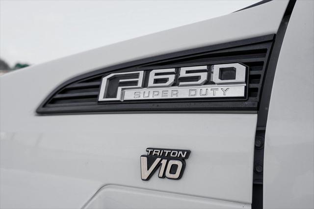 2017 Ford F-650 Base