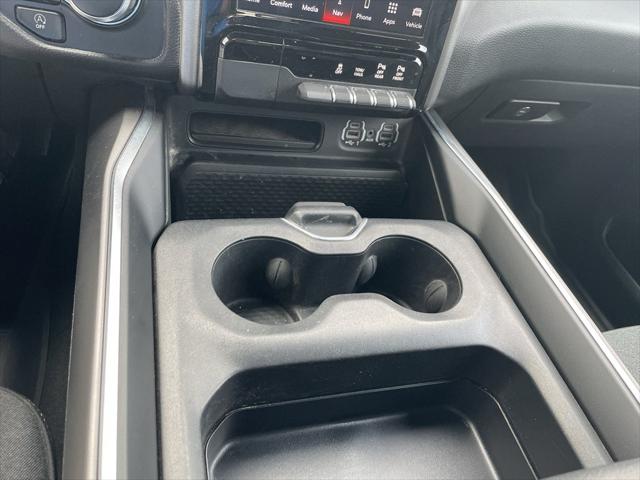 2024 Ram 1500 Big Horn Crew Cab 4x4 5'7" Box