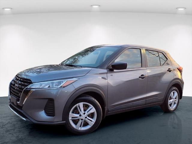 2022 Nissan Kicks S Xtronic CVT